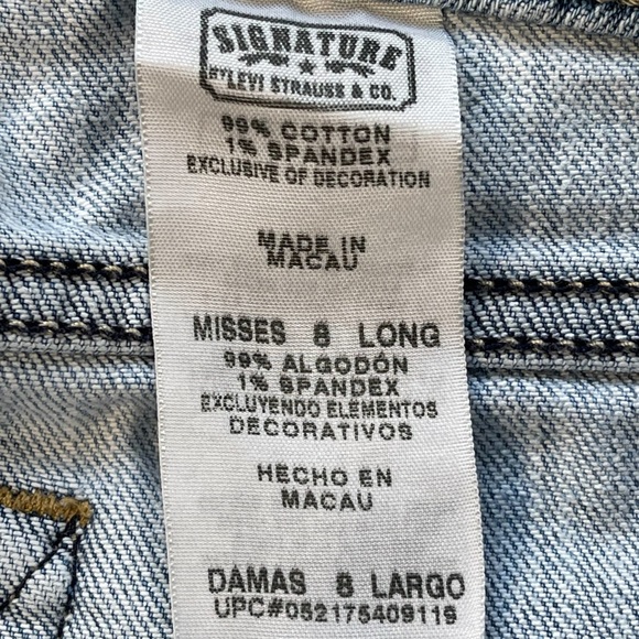 Levi's size 8 Long, low rise bootcut jeans, light wash, great condition - Picture 10 of 11